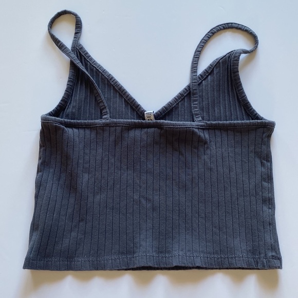 V Neck Tank Top - Picture 2 of 4